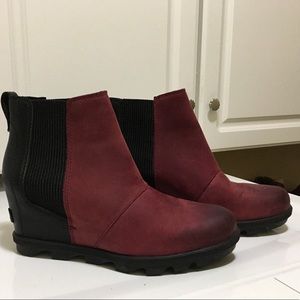 Joan of Arctic Chelsea Wedge